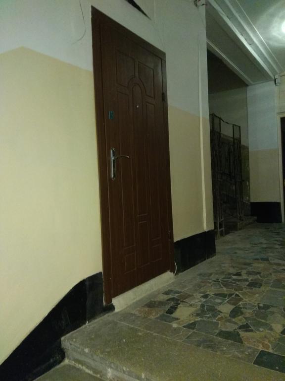 Apartment On Knyazya Romana 26 Center リヴィウ エクステリア 写真