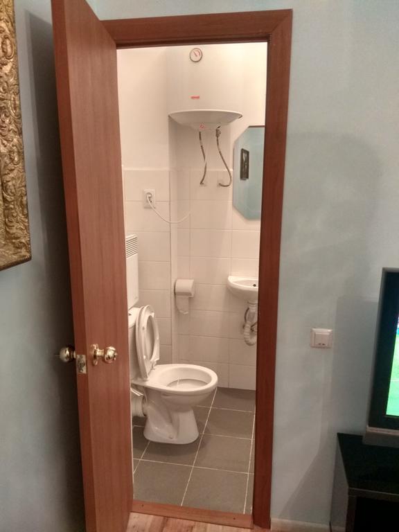 Apartment On Knyazya Romana 26 Center リヴィウ エクステリア 写真